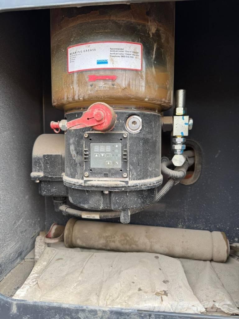 Sandvik QJ 241 Kruszarki mobilne