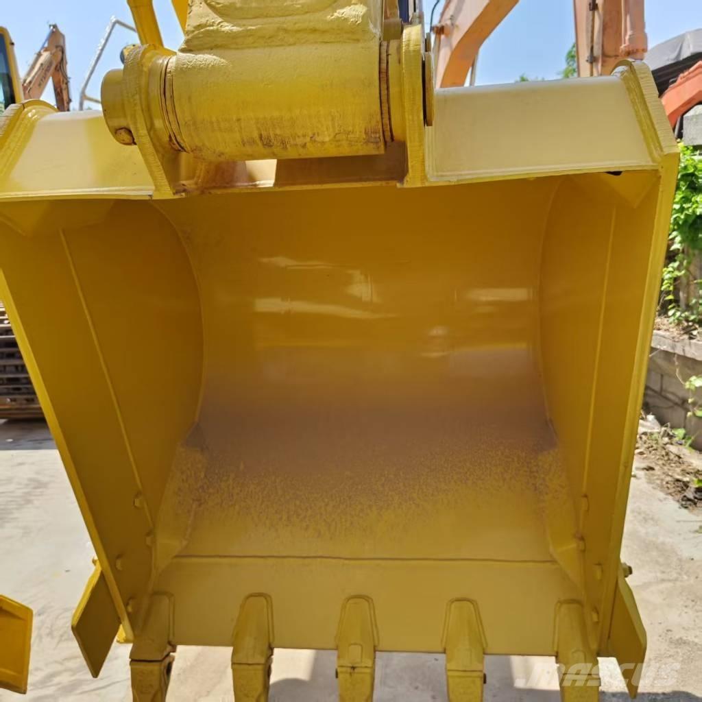 Komatsu PC 220-7 Koparki gąsienicowe