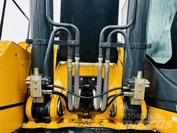DEERE 470G LC Koparki gąsienicowe