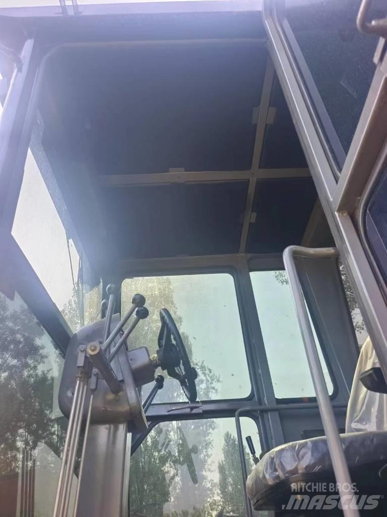 CAT 140H Równiarki