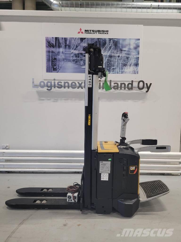 CAT NSV 16N Samojezdne maszyny do załadunku