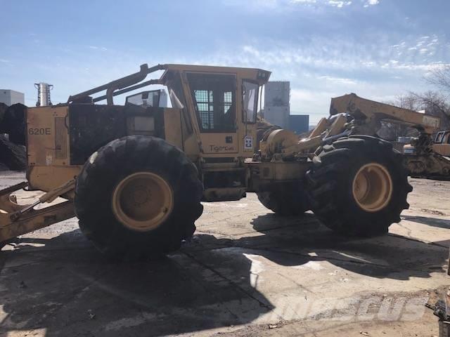 Tigercat 620 Skidery