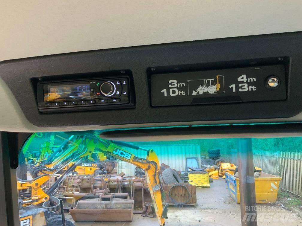JCB 4 CX Koparko-ładowarki
