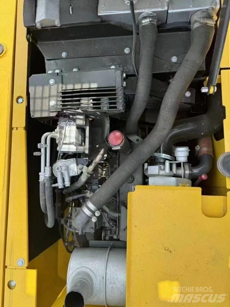 Komatsu PC 130 Koparki gąsienicowe