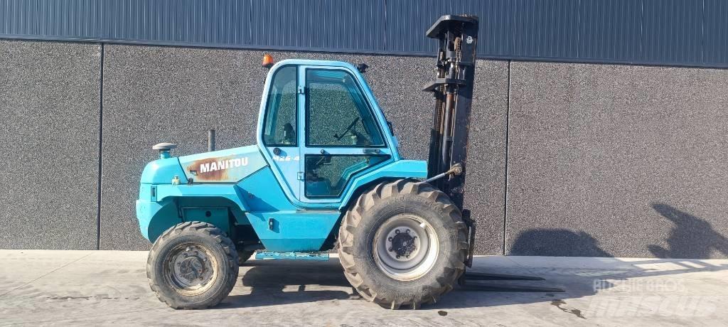 Manitou M 26.4 Wózki widłowe terenowe
