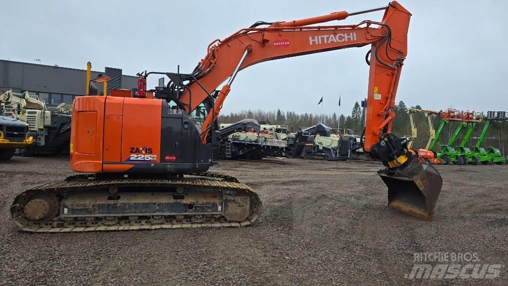 Hitachi ZX 225USLC-6 Koparki gąsienicowe