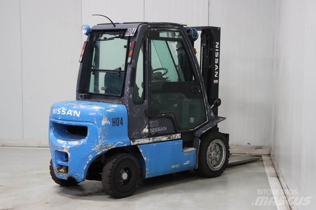 Nissan FGD02A30Q Wózki Diesla