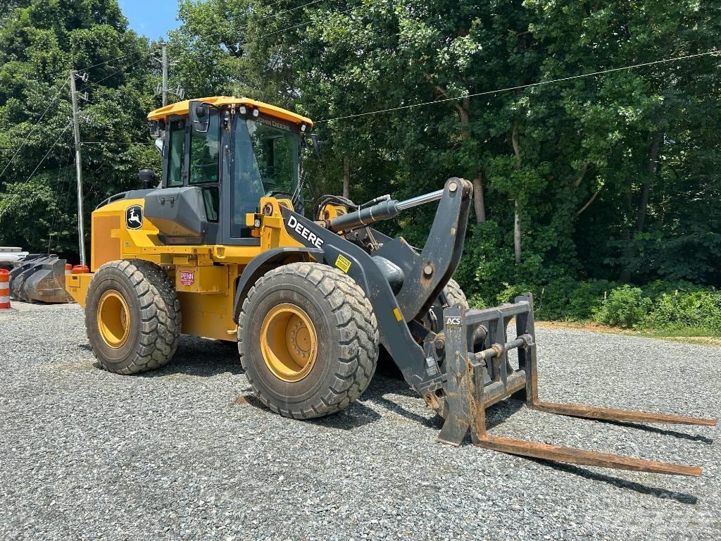 DEERE 544 P Series Ładowarki kołowe