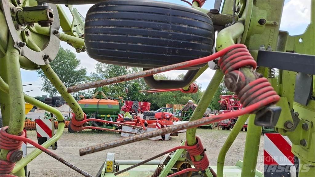 CLAAS Volto 900 Zgrabiarki i przetrząsacze