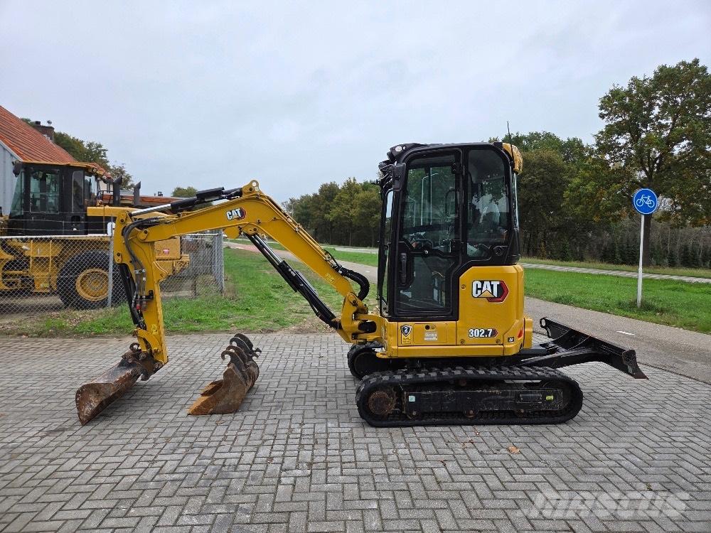 CAT 302.7CR Minikoparki