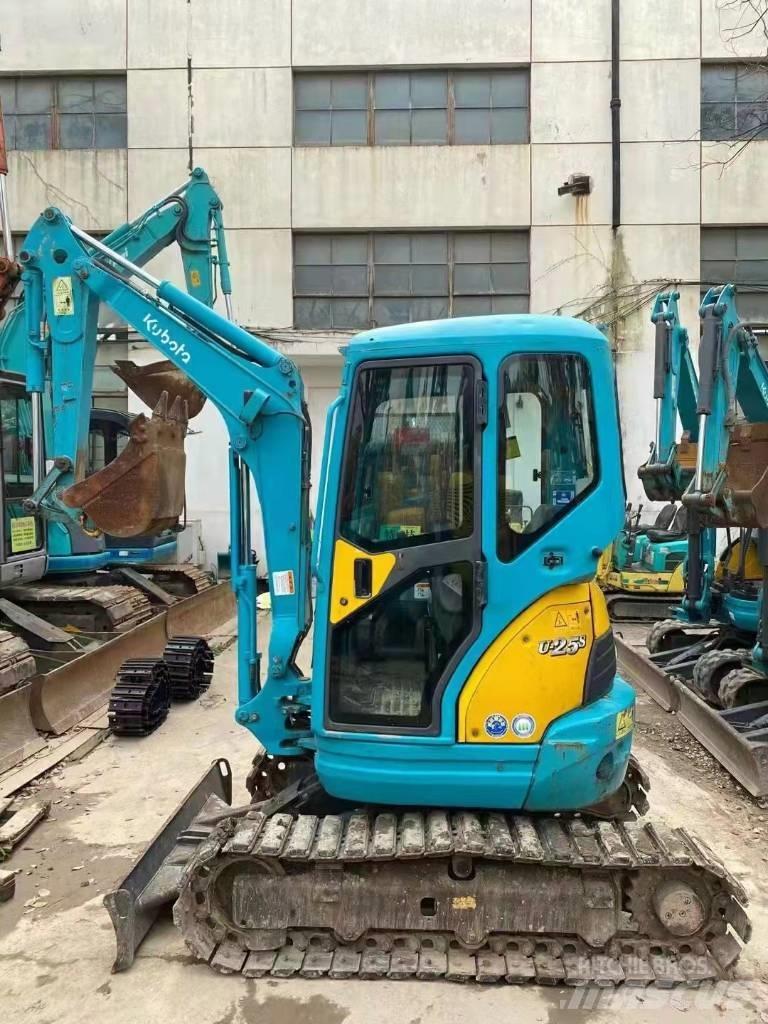 Kubota U 25 Minikoparki