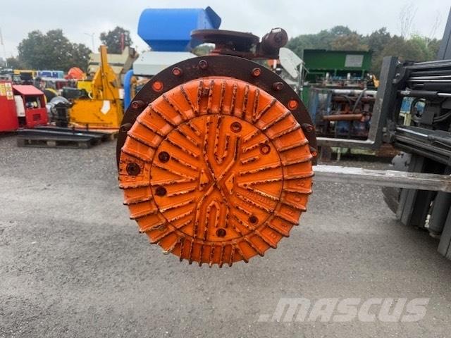 Daewoo Mega 300 III Mosty, wały i osie