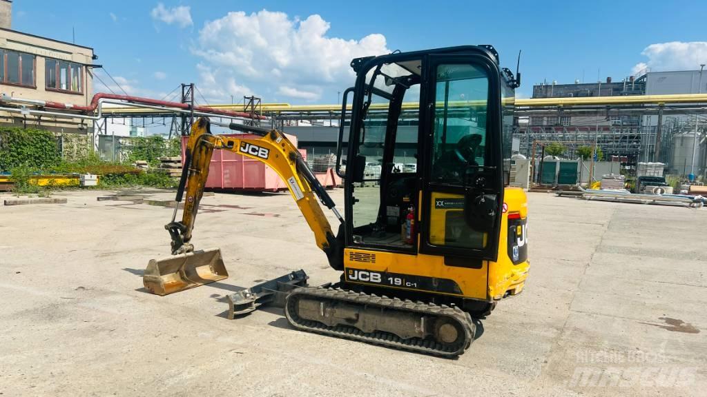 JCB 19 C Minikoparki