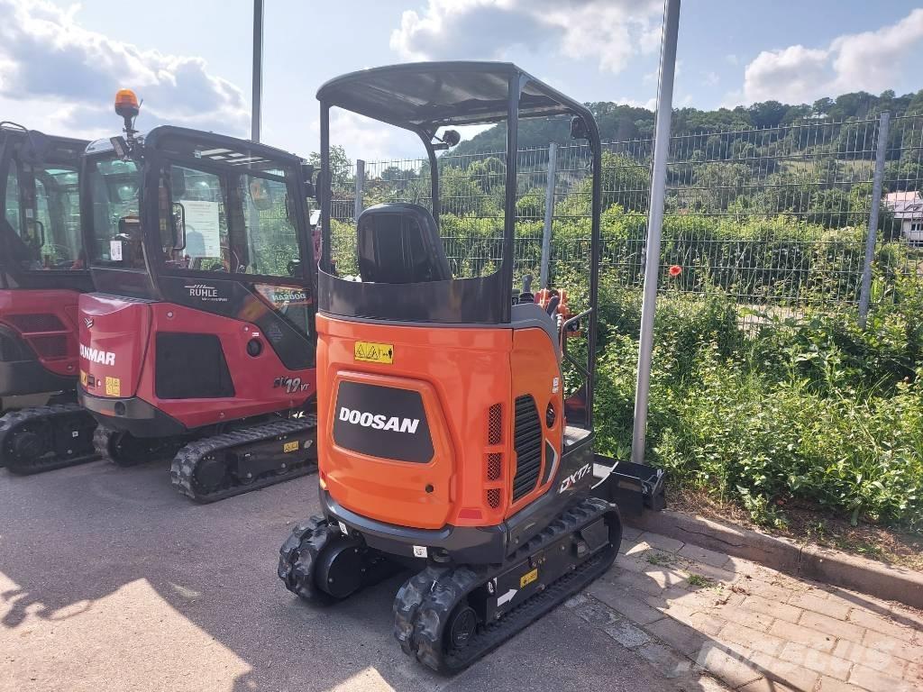 Doosan DX 17 Minikoparki