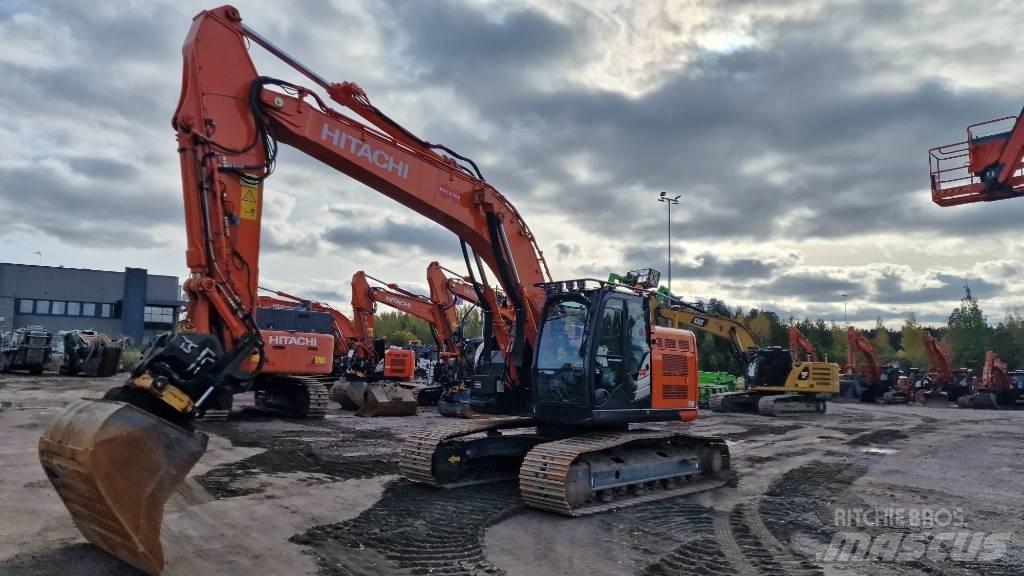 Hitachi ZX225USRLC-6 Koparki gąsienicowe