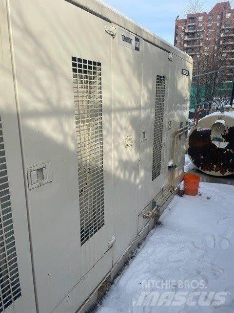CAT XQ350, 600 Volt Agregaty prądotwórcze Diesla