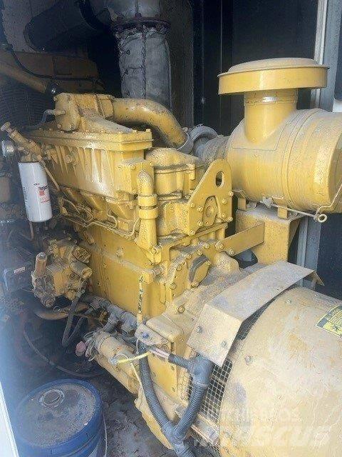 CAT XQ350, 600 Volt Agregaty prądotwórcze Diesla