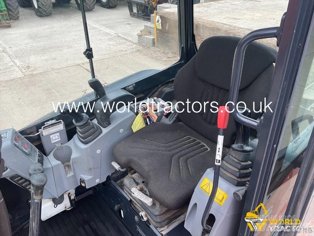 Kubota KX 027 Minikoparki