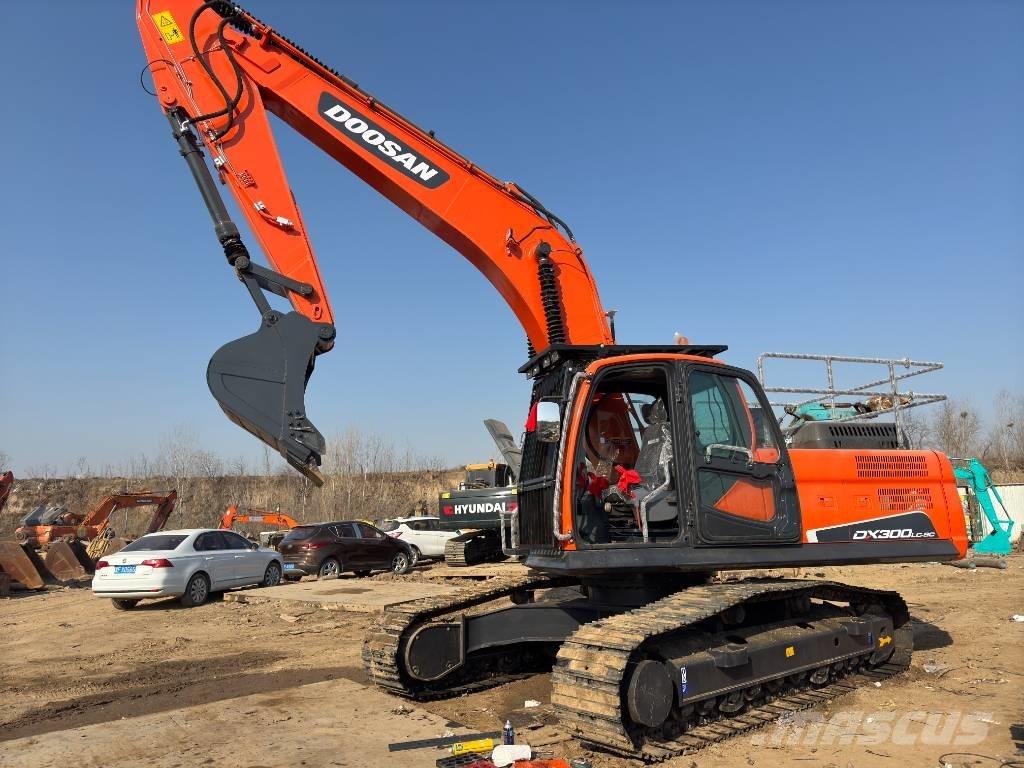 Doosan DX300 Koparki gąsienicowe