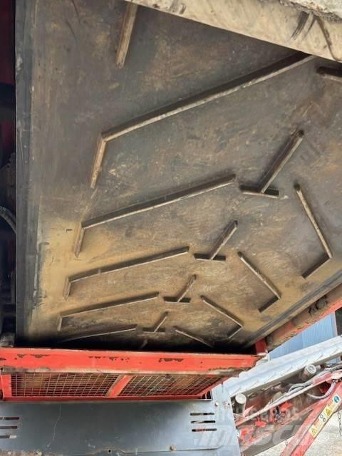 Sandvik QE 341 Przesiewacze mobilne