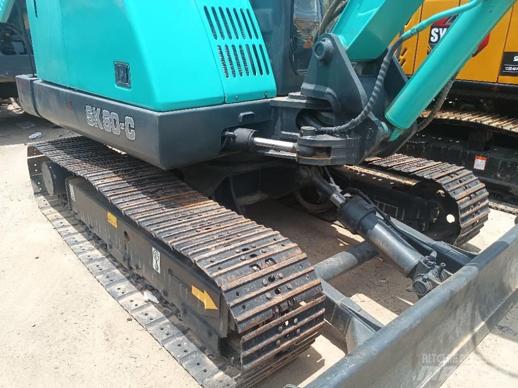 Kobelco SK 60 Koparki gąsienicowe