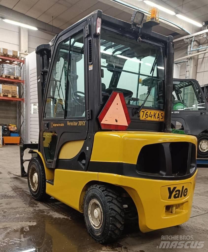 Yale GDP30VX Wózki Diesla