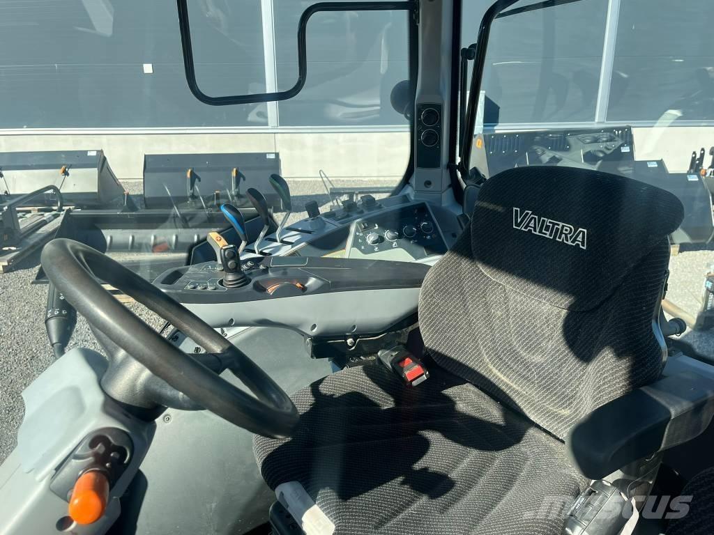 Valtra N 104 HiTech Ciągniki rolnicze