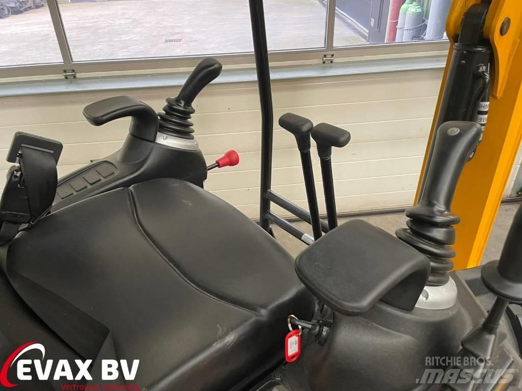 JCB 18 Z Minikoparki