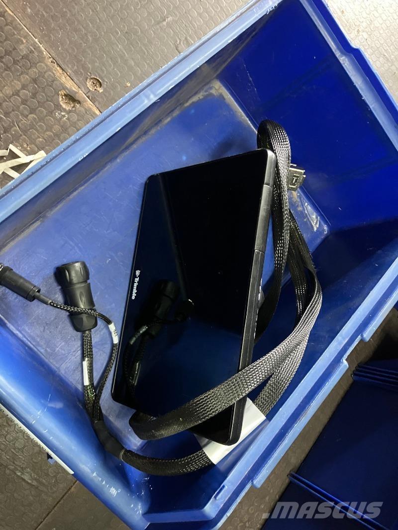 Trimble GFX 750 Inne akcesoria do ciągników