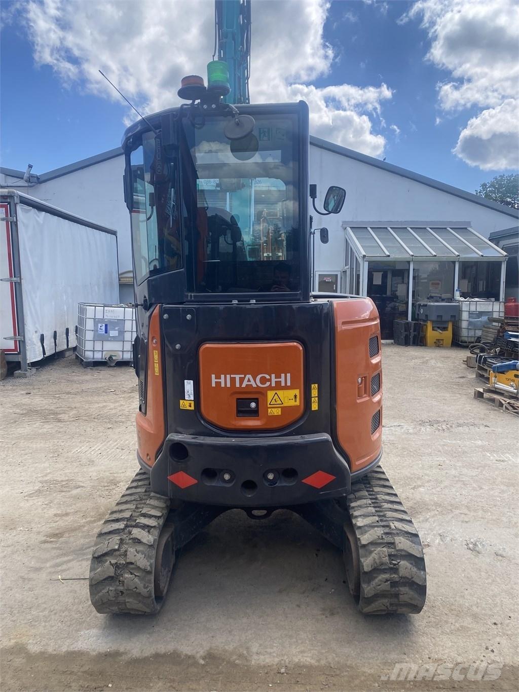 Hitachi Zaxis33U-6 Minikoparki