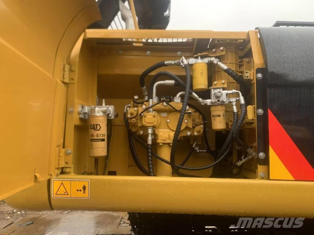 CAT 329 D Koparki gąsienicowe