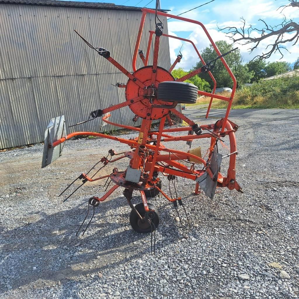 Fella TH 450 D Hydro Zgrabiarki i przetrząsacze