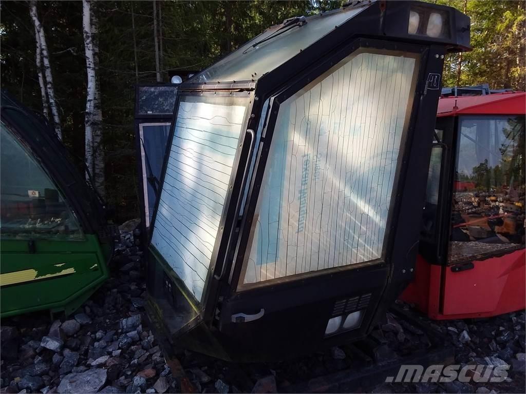 Valmet 901 Kabiny i wnętrze