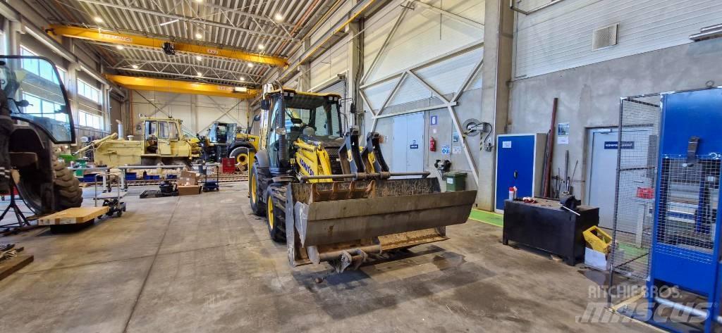 Komatsu WB 93 R Koparko-ładowarki