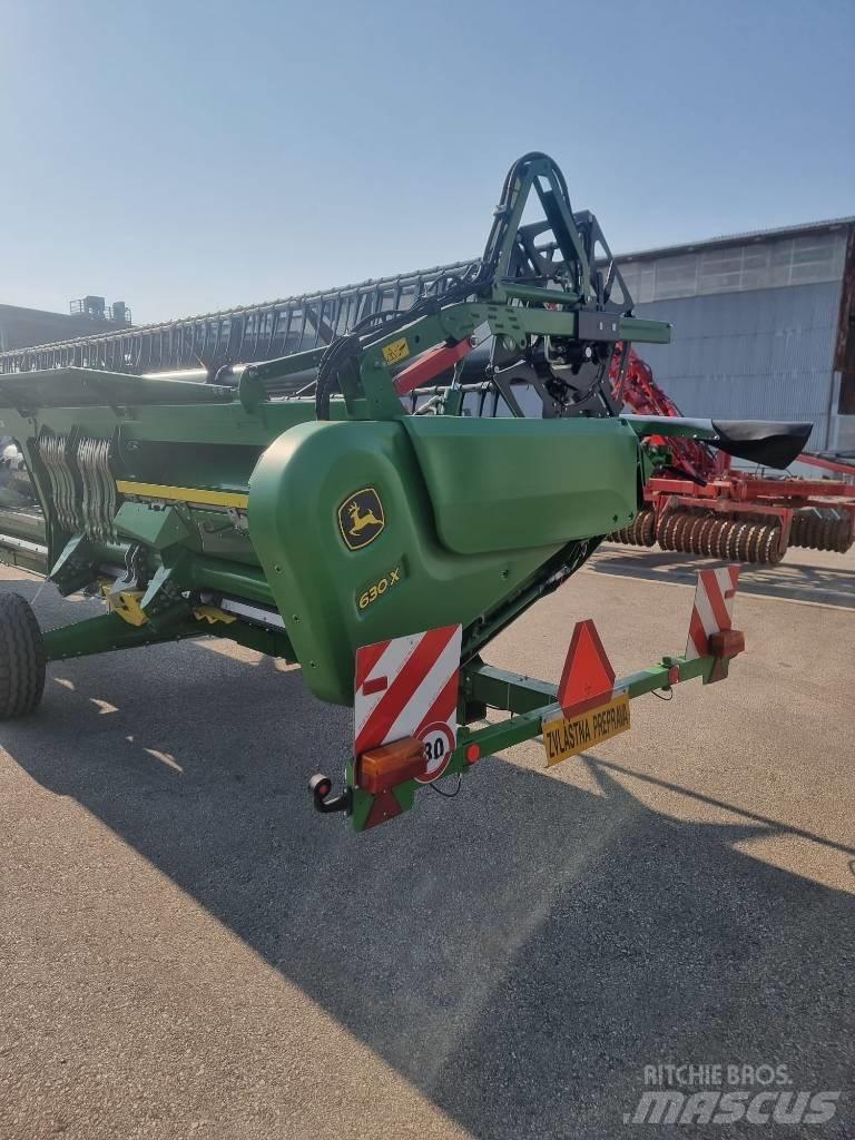 John Deere T 670 i Kombajny zbożowe