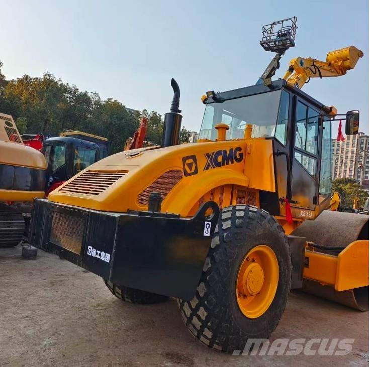 XCMG XS 142 J Walce jednobębnowe
