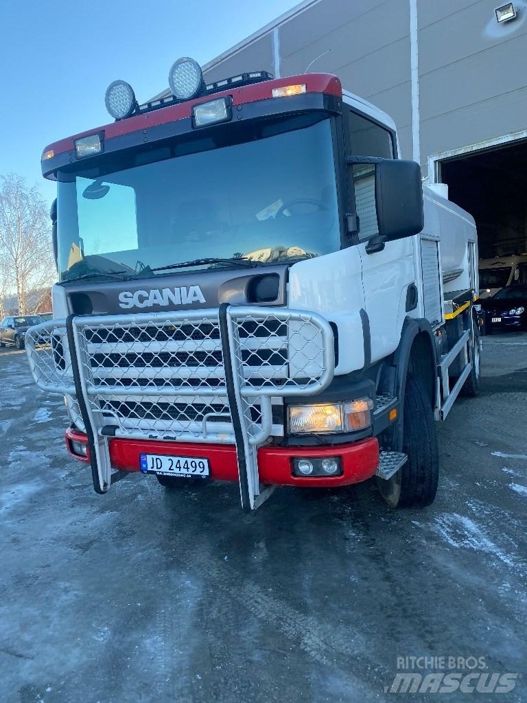 Scania 124 C 360 Cysterna