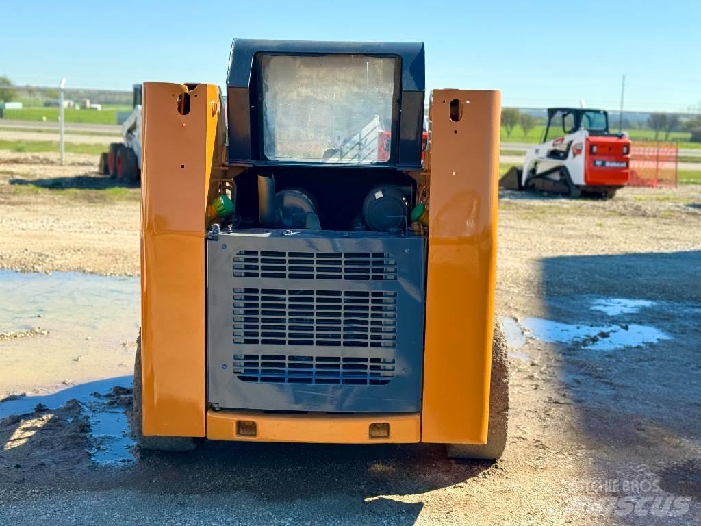 CASE 40 XT Ładowarki burtowe
