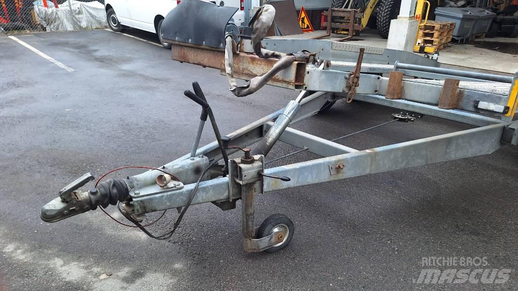 Boro BR2 Przyczepy do transportu samochodów