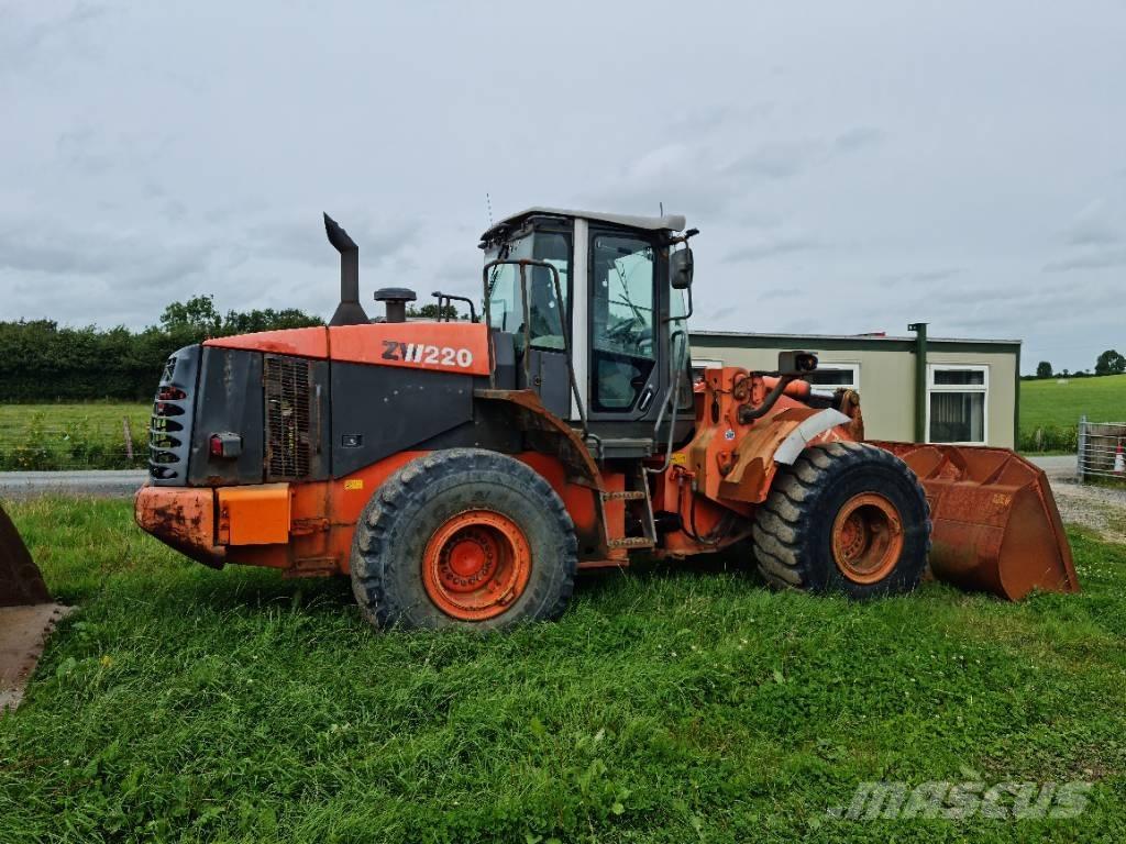 Hitachi ZW 220 Ładowarki kołowe