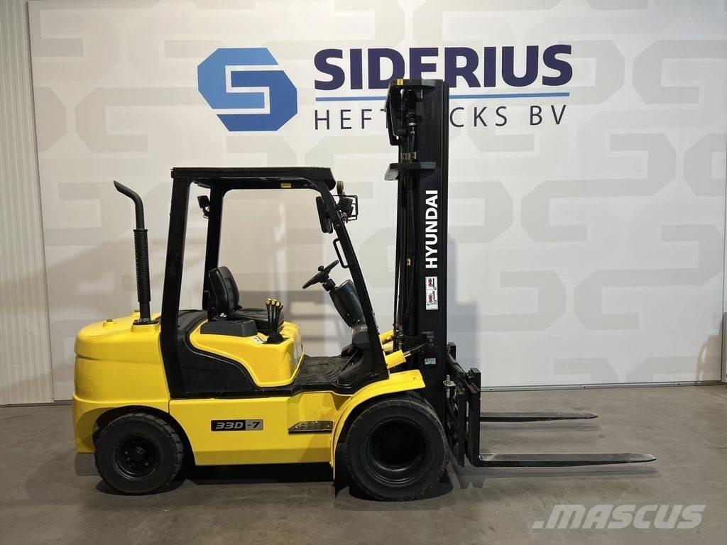 Hyundai 33D-7 Wózki Diesla