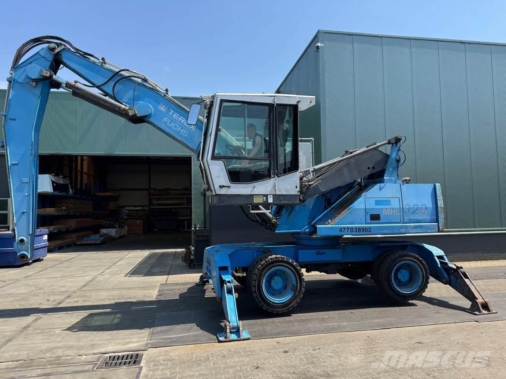 Fuchs MHL 320 Koparki przeładunkowe