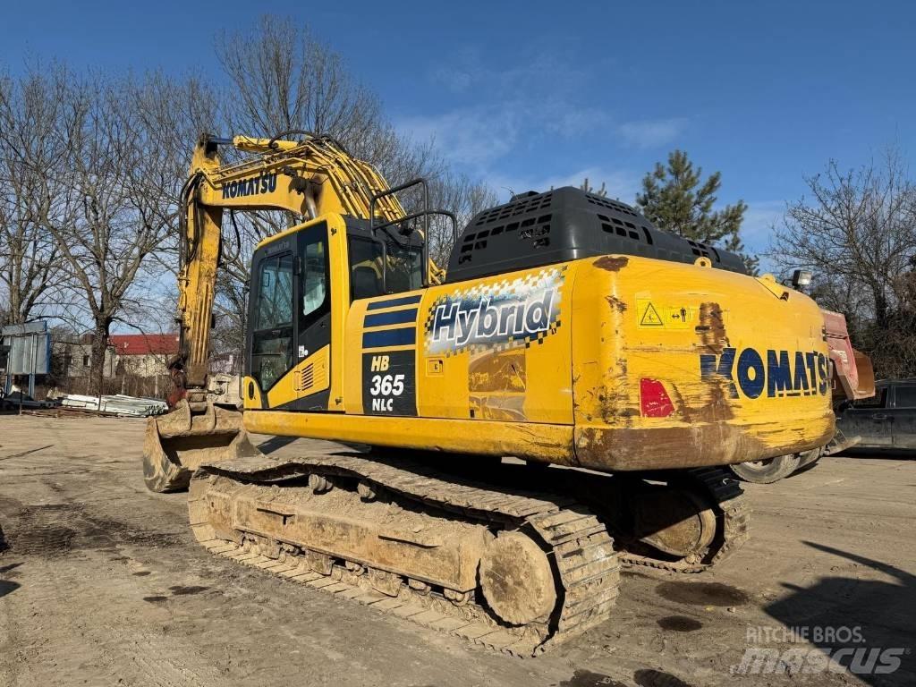 Komatsu HB 365 Koparki gąsienicowe
