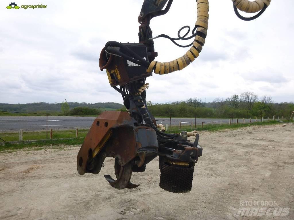 John Deere 1270 D Harwestery