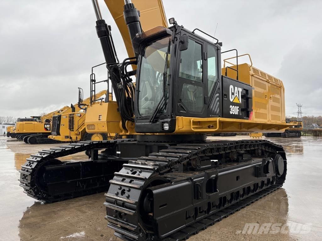 CAT 390F Long Reach Koparki z długim ramieniem