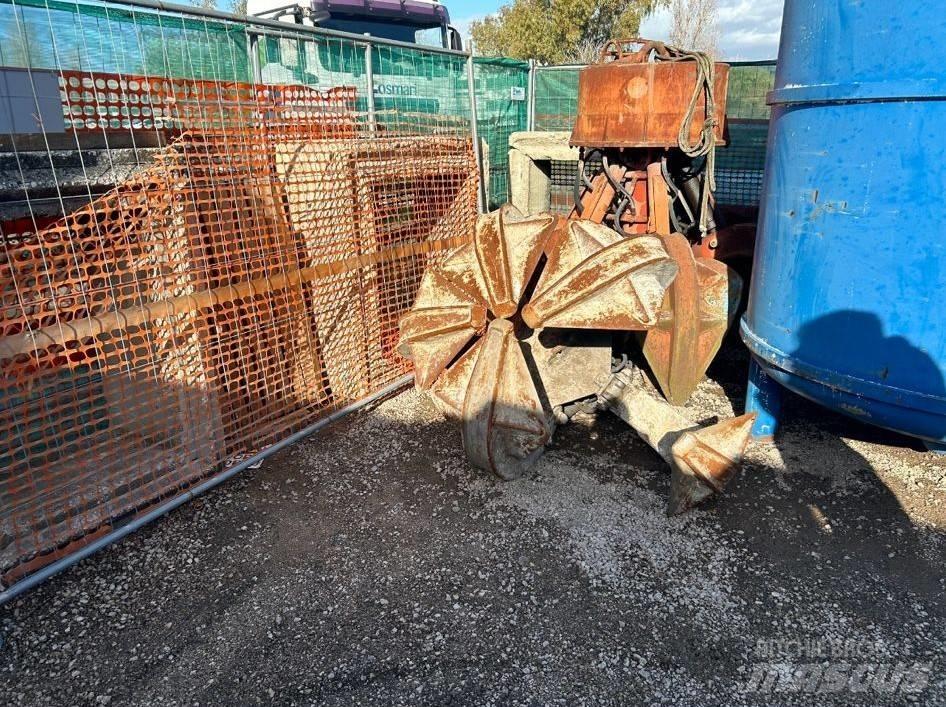 Liebherr A316 Koparki przeładunkowe