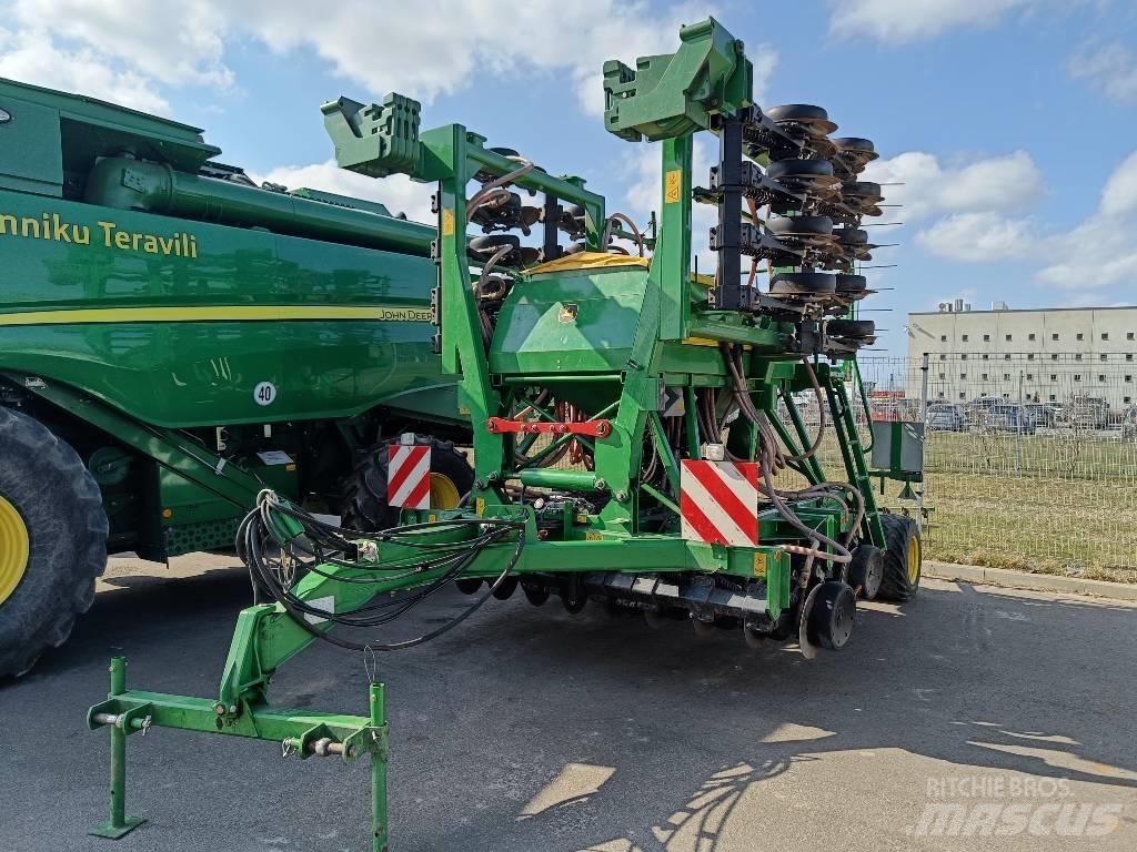John Deere 750 A Siewniki