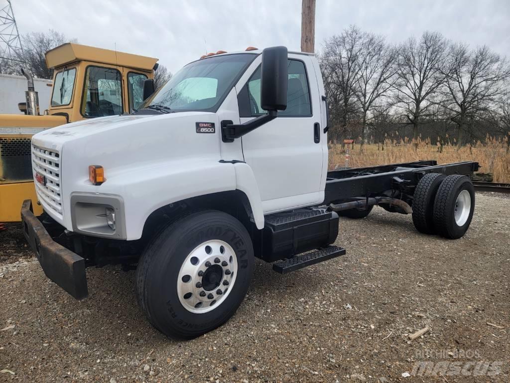 GMC C8500 Pojazdy pod zabudowę