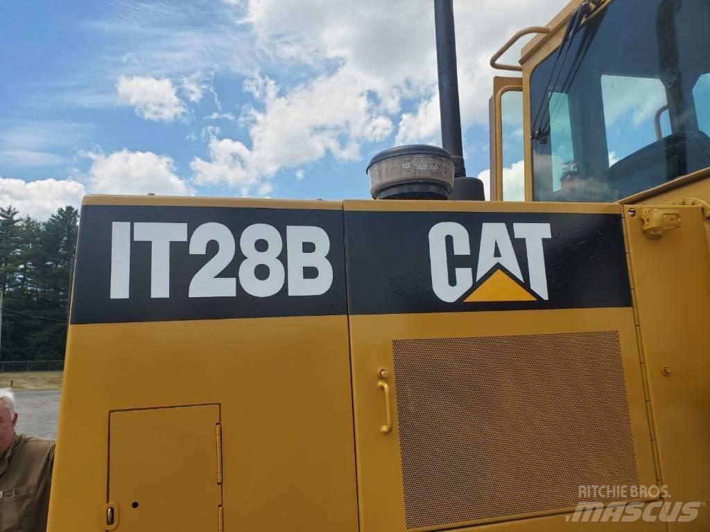 CAT IT 28 B Ładowarki kołowe