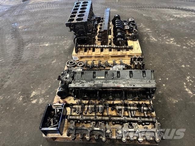 Cummins ISME420-30 Silniki
